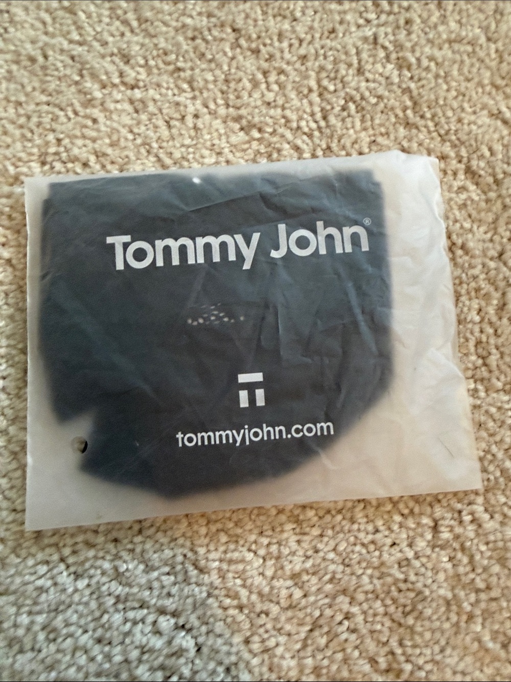 Women’s Tommy John, medium thong, lace black